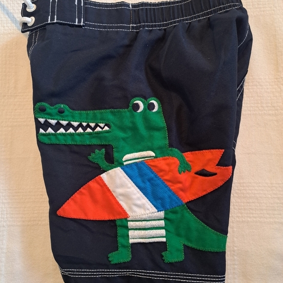Gymboree boys size 4T Alligator swim trunks Navy, green, orange & white - Picture 2 of 5